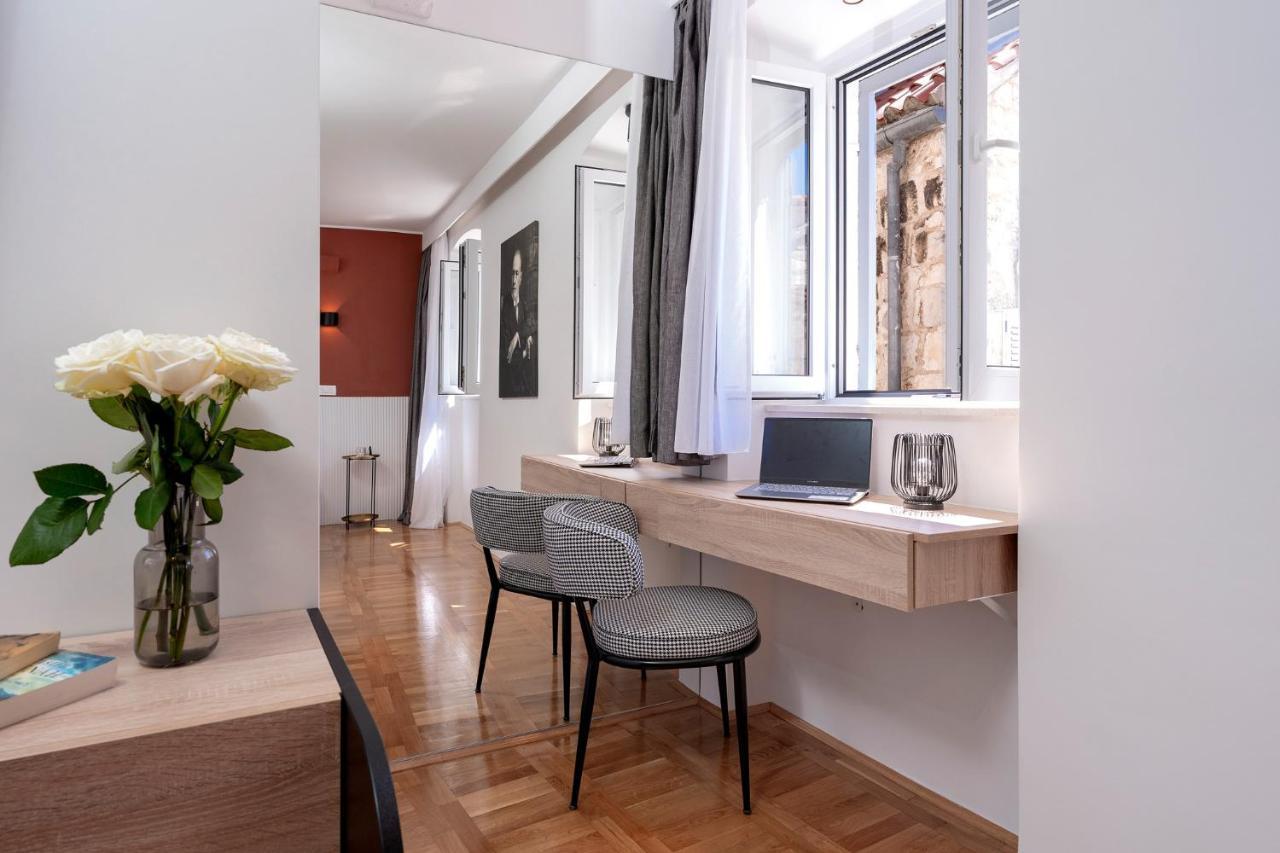 Fingerprint Central Apartment 5 Min From Center & Beach Hvar Town Exterior foto