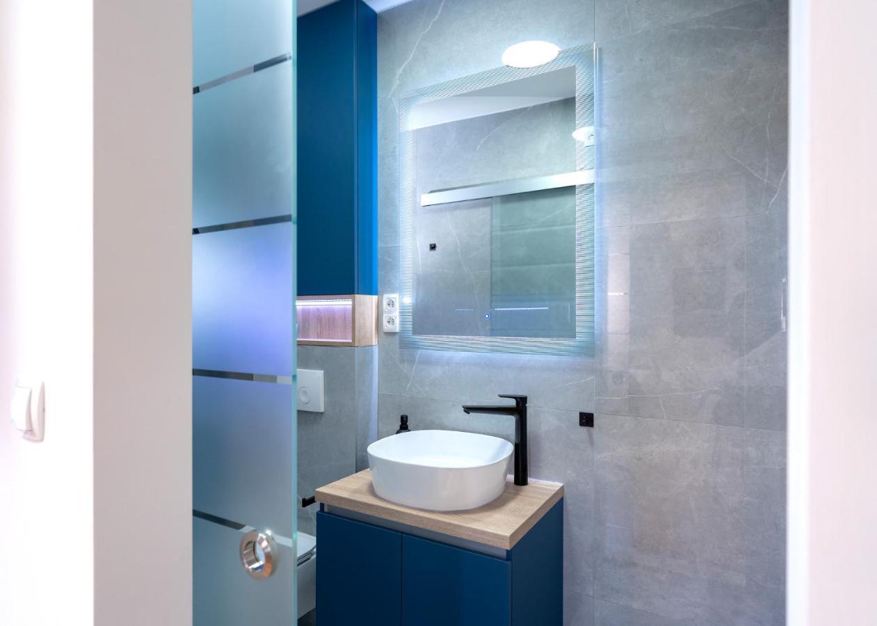 Fingerprint Central Apartment 5 Min From Center & Beach Hvar Town Exterior foto