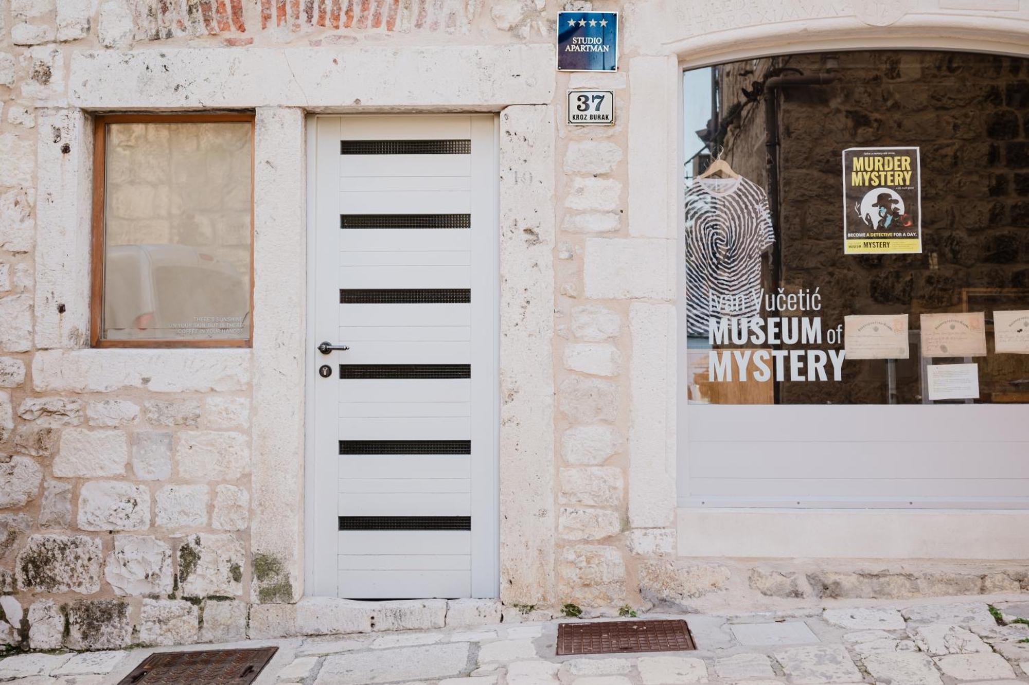Fingerprint Central Apartment 5 Min From Center & Beach Hvar Town Exterior foto