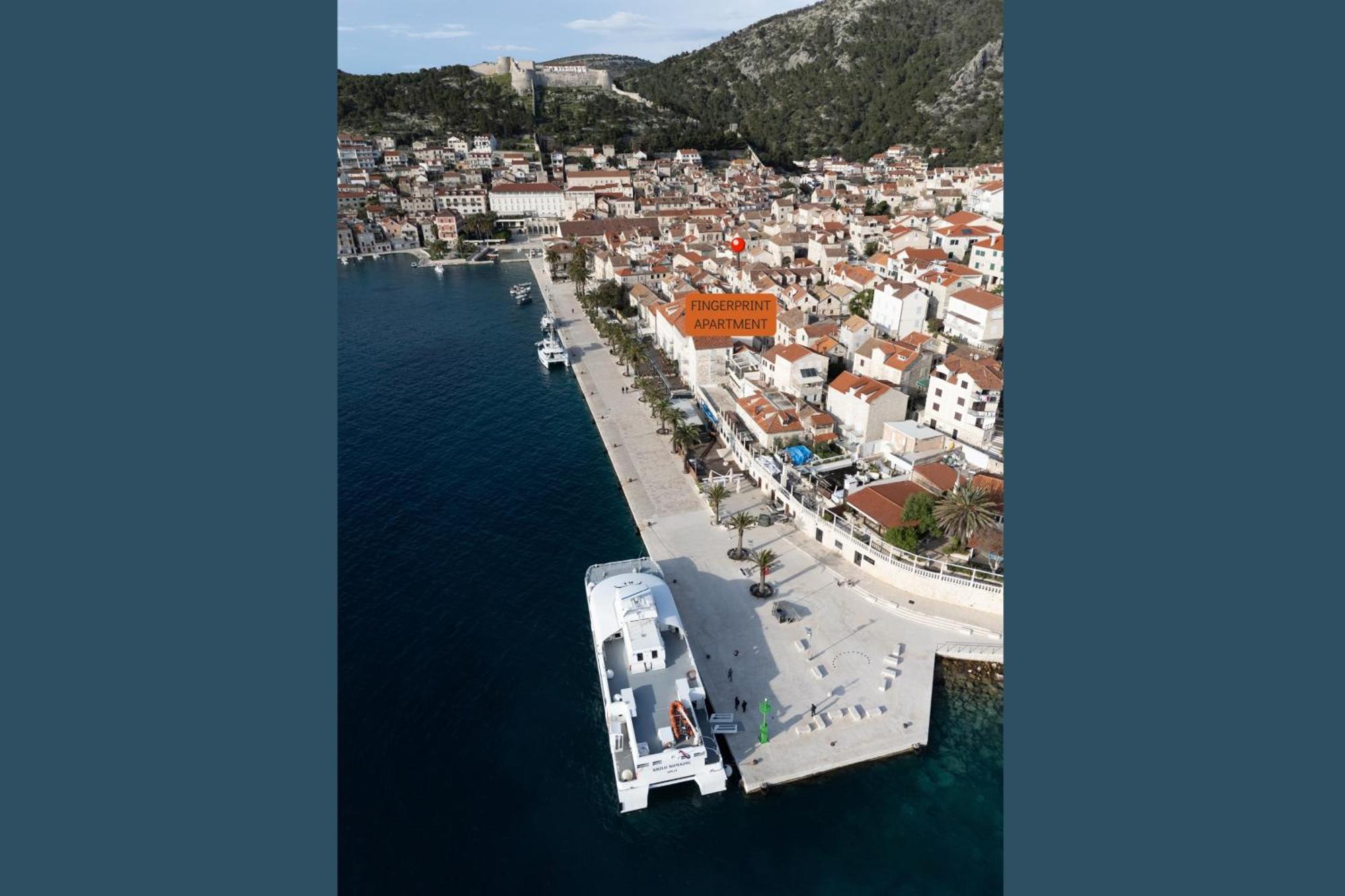Fingerprint Central Apartment 5 Min From Center & Beach Hvar Town Exterior foto